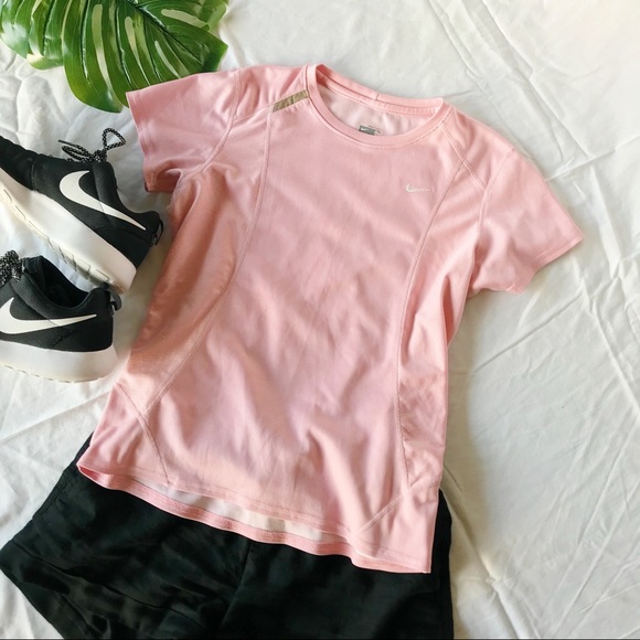 Nike Tops - ✨Nike pink Fit Dry v-neck athletic tee✨
